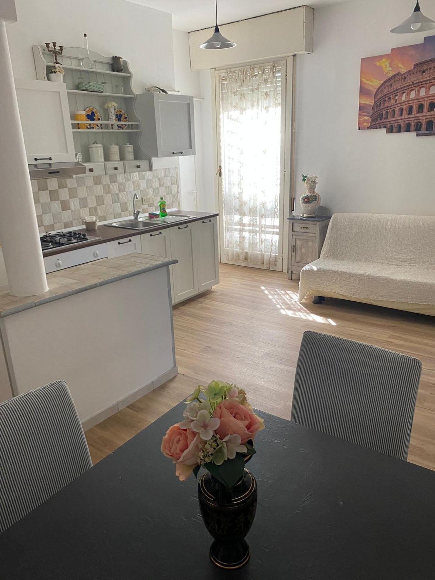 Mami In Centro Apartment ลิโด ดิ ออสเตีย ภายนอก รูปภาพ